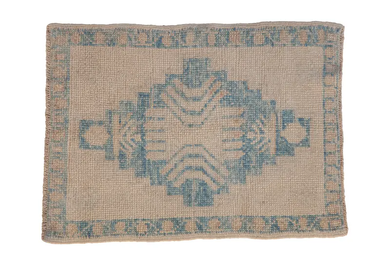 2.5x3 Distressed Oushak Square Rug
