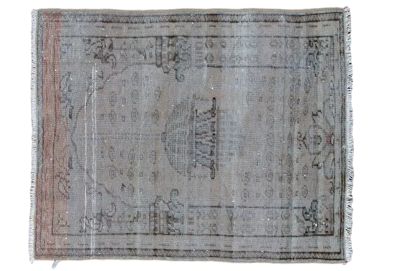 4x4.5 Distressed Square Oushak Rug