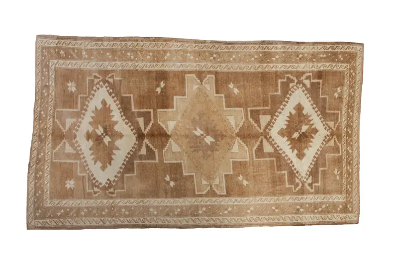 5.5x9.5 Vintage Distressed Kars Carpet