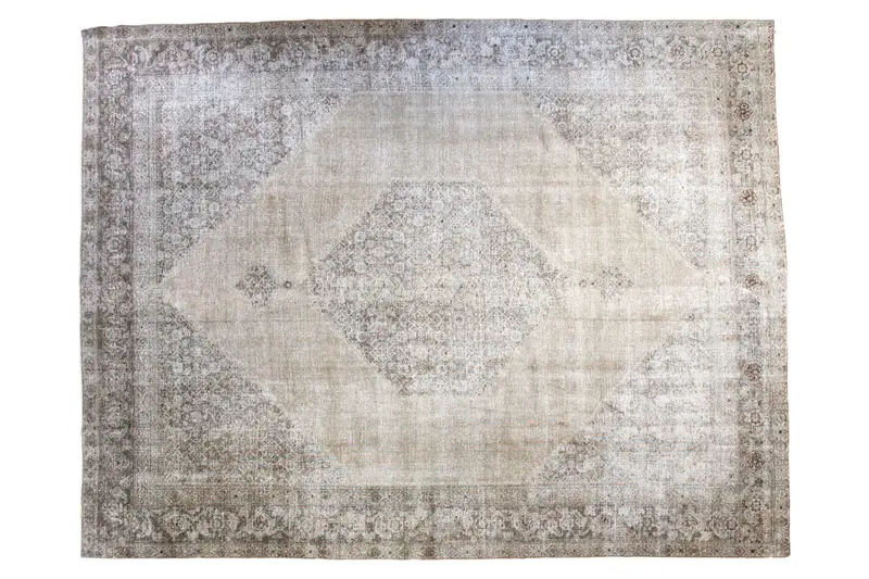 8.5x11 Vintage Tabriz Carpet