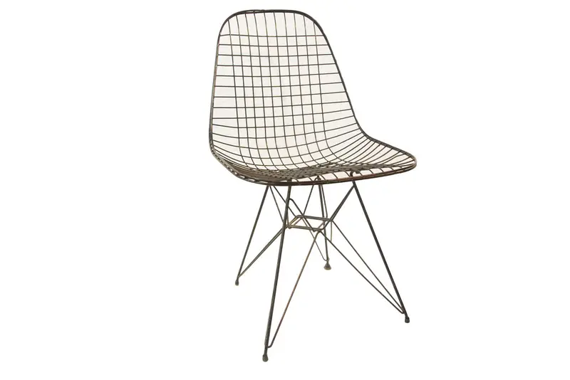 Early Eames Wire Chair
